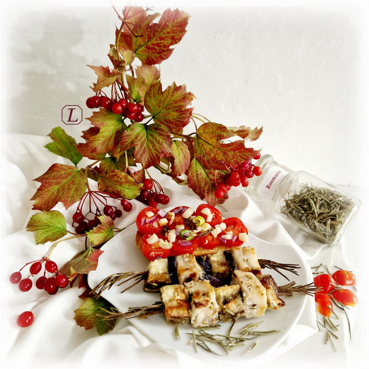 ROSMARIN  ~  Rosmarin-Fischspieße mit Bruschetta